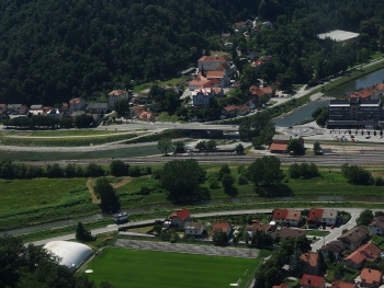 levec35.jpg