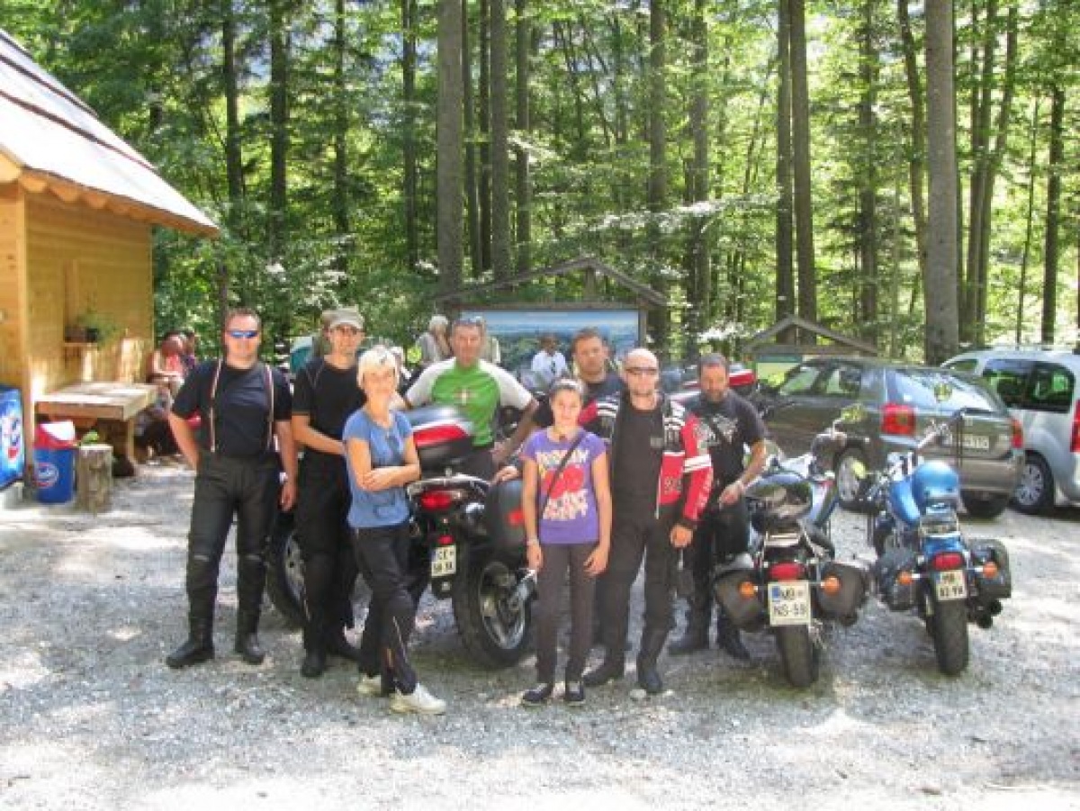 img_1318259509_848.jpg