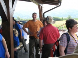 img_1265383579_594.jpg